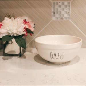Rae Dunn “Dash” Mixing Bowl - Medium size